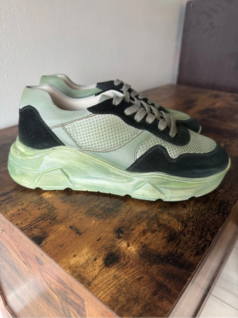 Free People Let’s Wander Washed Sneaker Olive Green EU 36 US 5.5/6